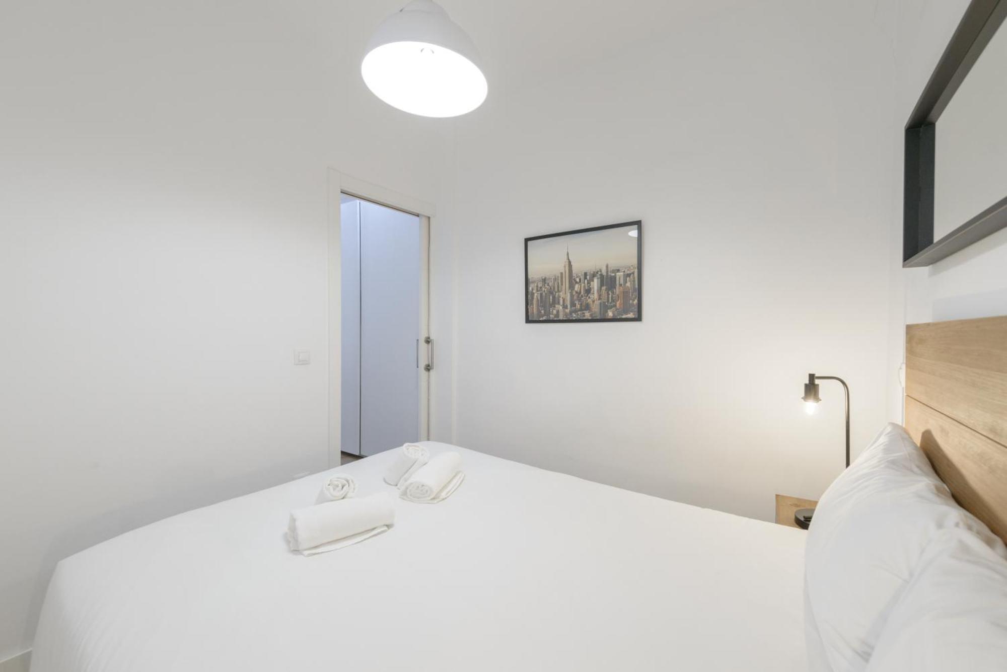 Avila Calle, Precioso Estudio En Santiago Bernabeu-Estrecho En Segundo Piso Sin Ascensor Appartement Madrid Buitenkant foto