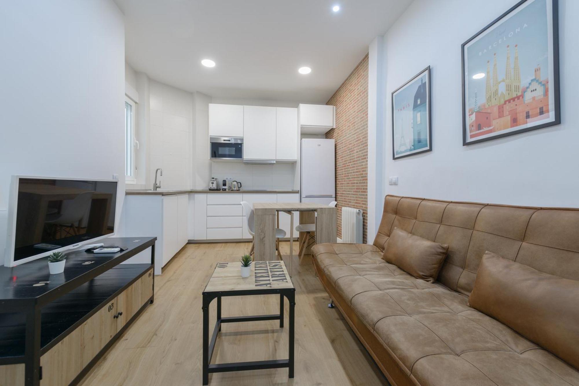 Avila Calle, Precioso Estudio En Santiago Bernabeu-Estrecho En Segundo Piso Sin Ascensor Appartement Madrid Buitenkant foto